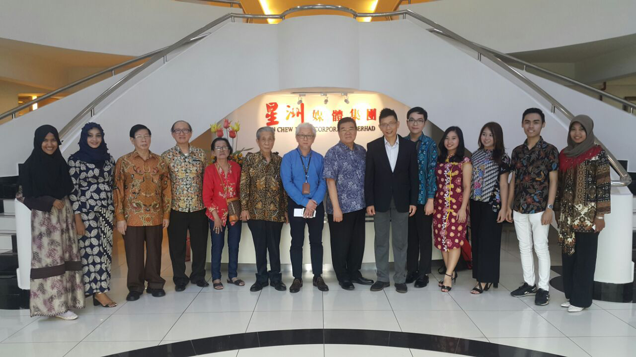 印尼苏北华联亚洲国际友好学院 访问马来西亚《星洲日报》、《南洋商报》